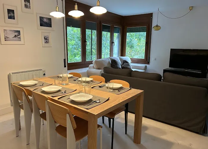 Tuca - Piso De 3 Habitaciones En Betren-Vielha Con Garaje